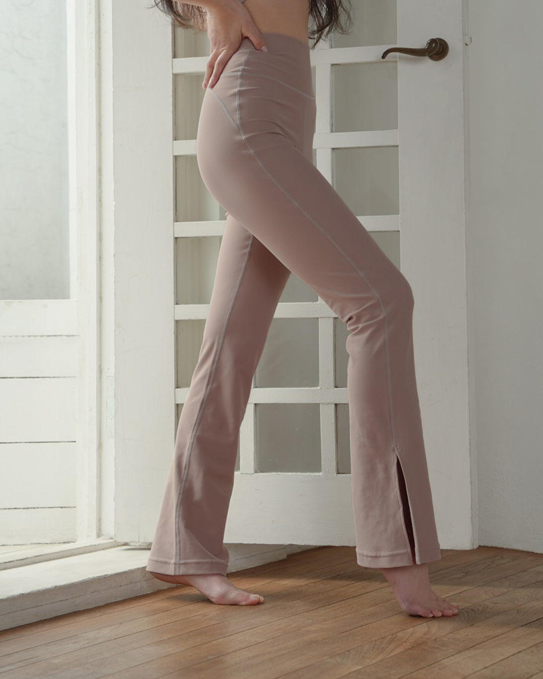 High Waist Flare Leggings　ハイウエストフレアレギンス